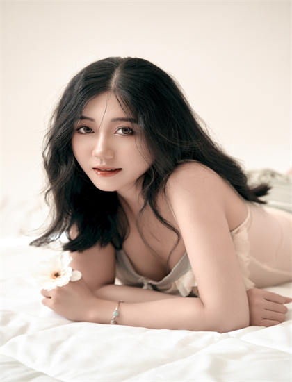 奇幻片深度解析：亲爱的患者：羁绊的病历簿的人物塑造与情感表达 ——深入探索奇幻片的艺术世界